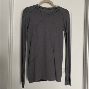 Lululemon Swiftly Long Sleeve Sz 8
